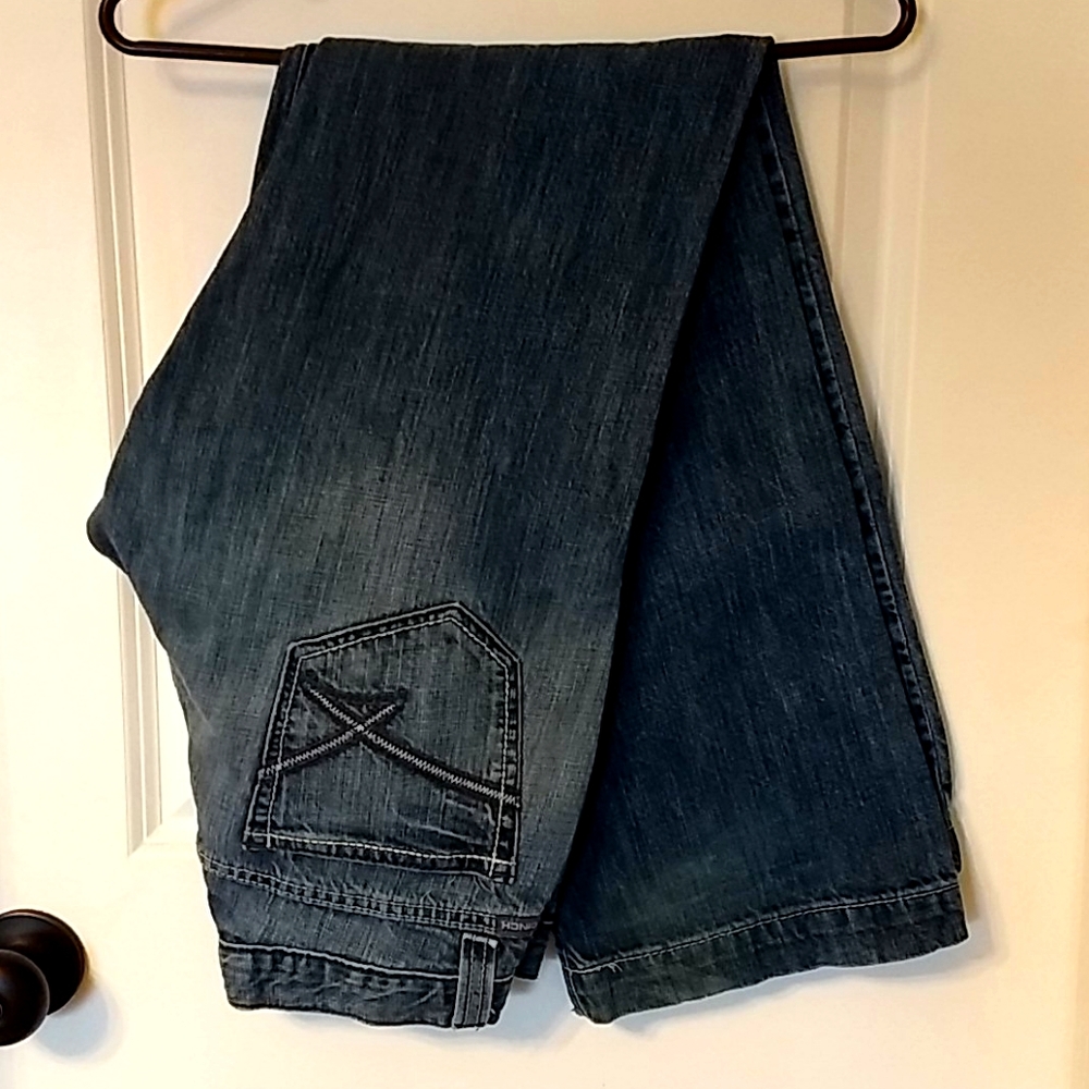 Women's cinch jeans